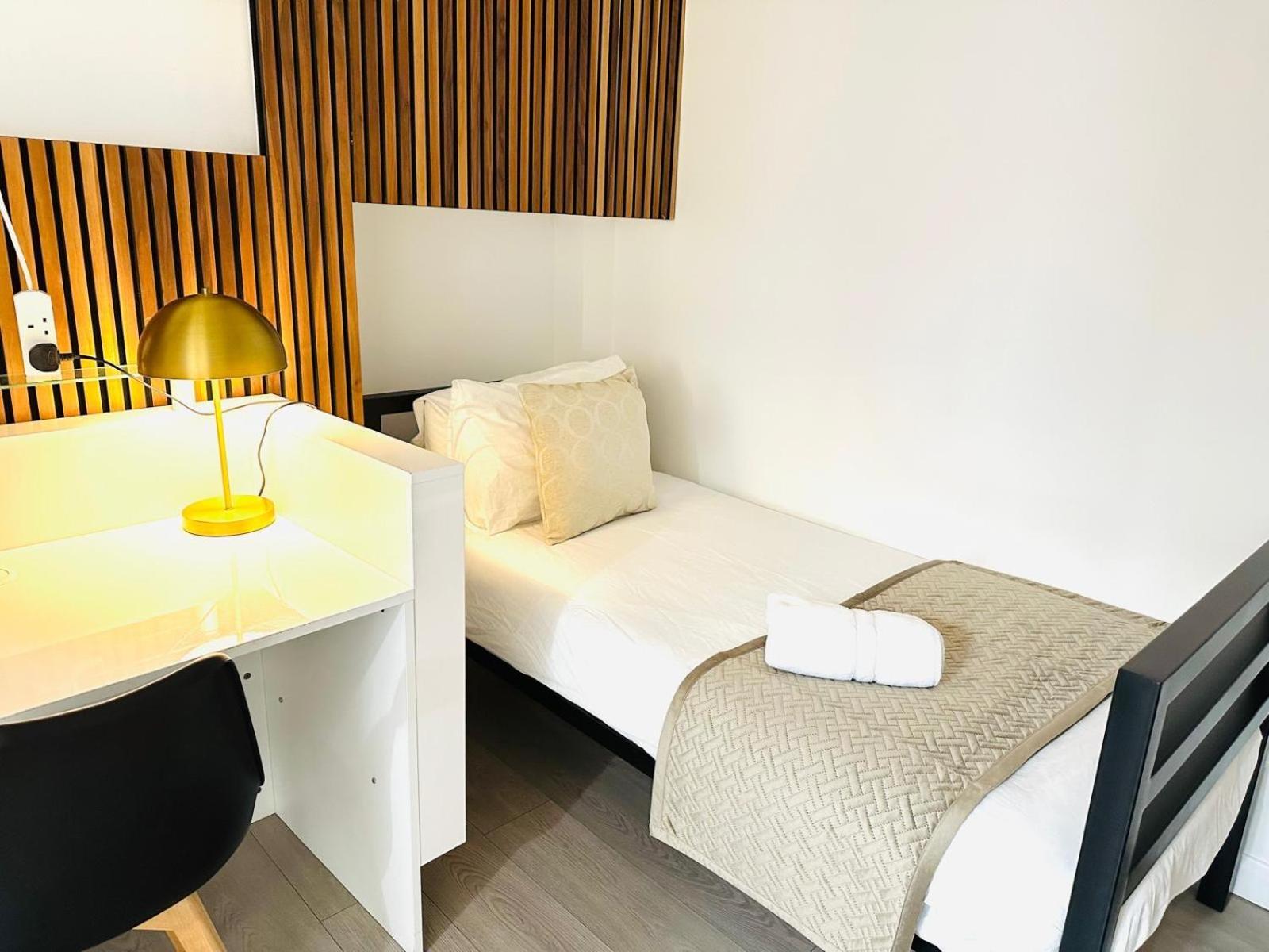 Westferry Two Apartment London Bagian luar foto