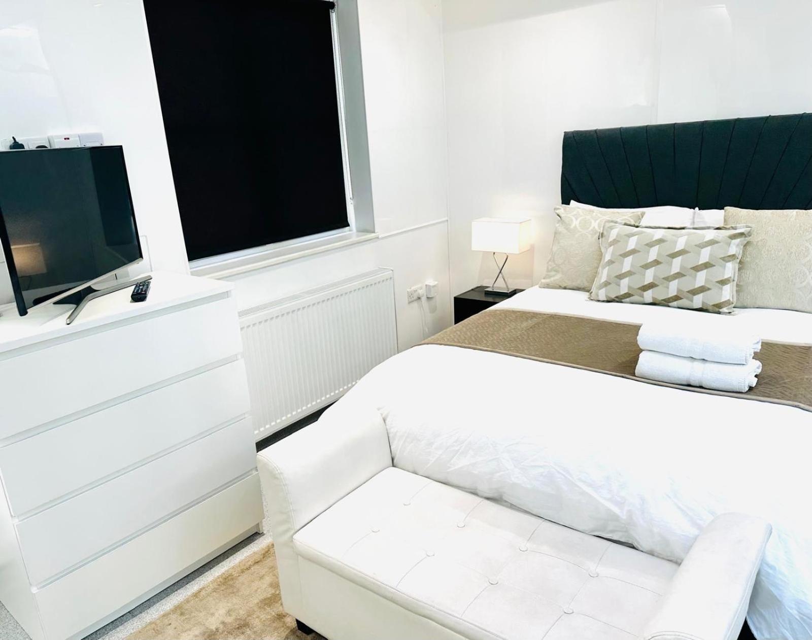 Westferry Two Apartment London Bagian luar foto